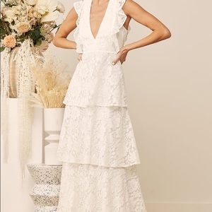 Molinetto White Lace Ruffled Tiered Sleeveless Maxi Dress